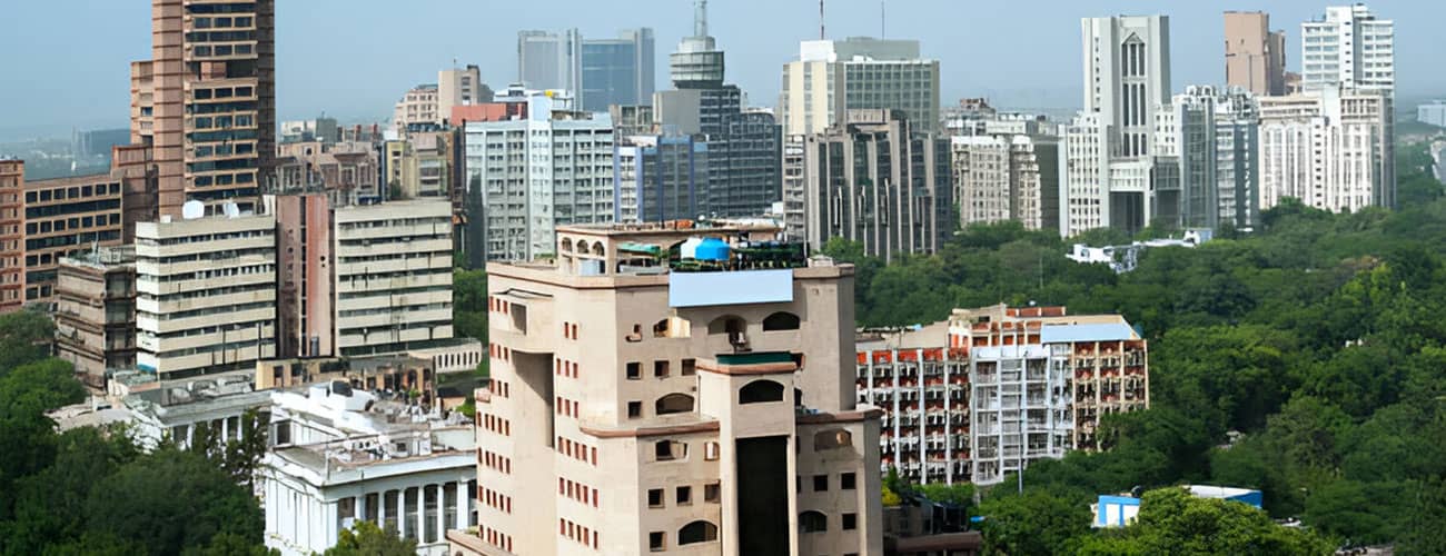 delhi real estate investment